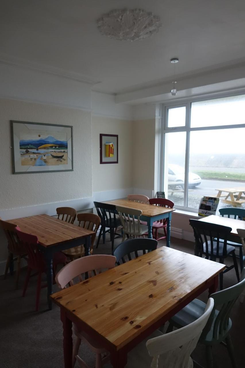 Yha Borth Hostel Exterior photo